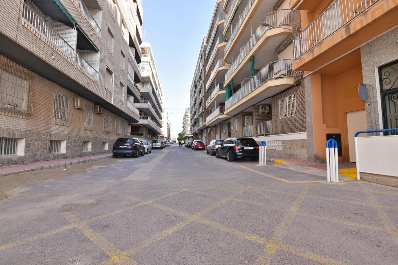 Apartamento Gregorio Торевиеха Екстериор снимка